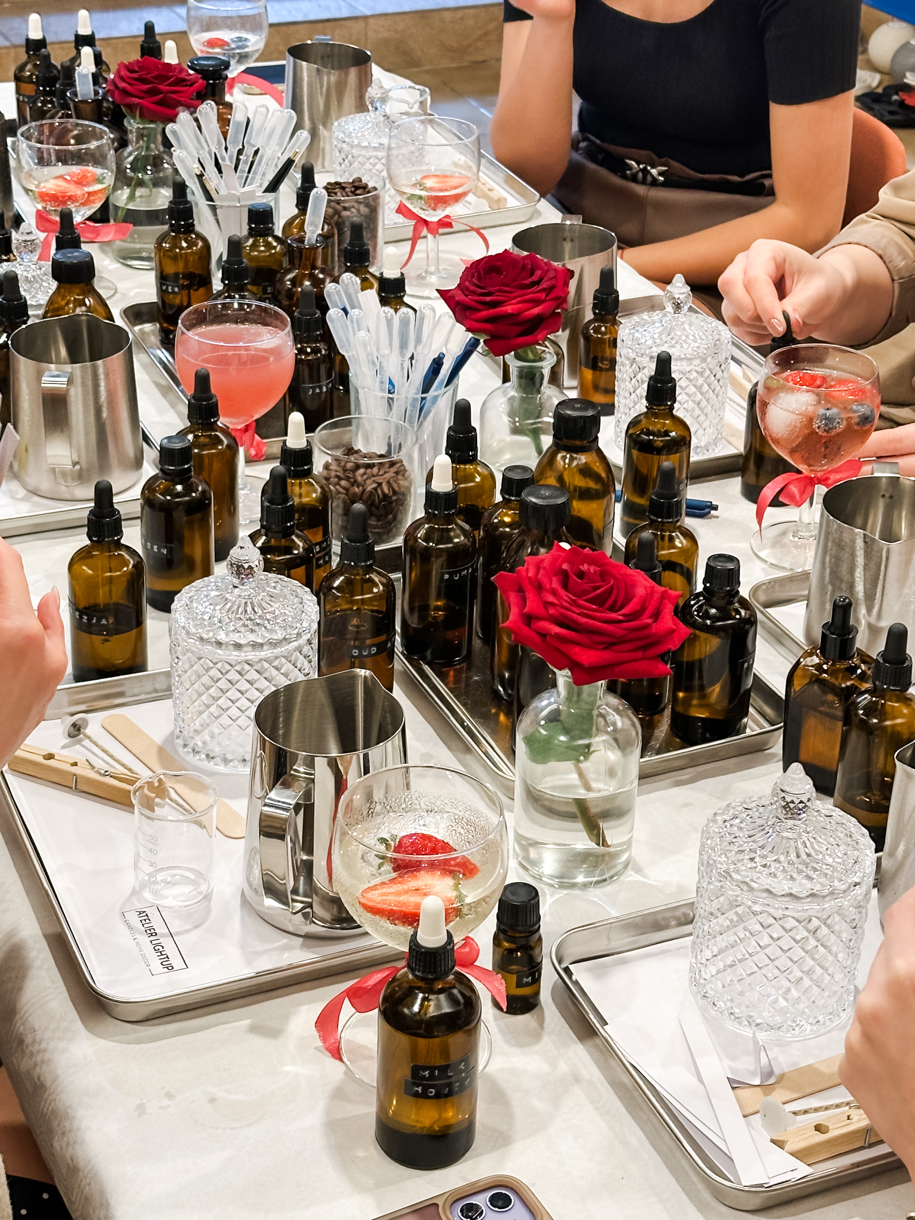 Świece, Świeczki & Prosecco - Warsztaty robienia i zdobienia świec, 6.12. godz. 11:00