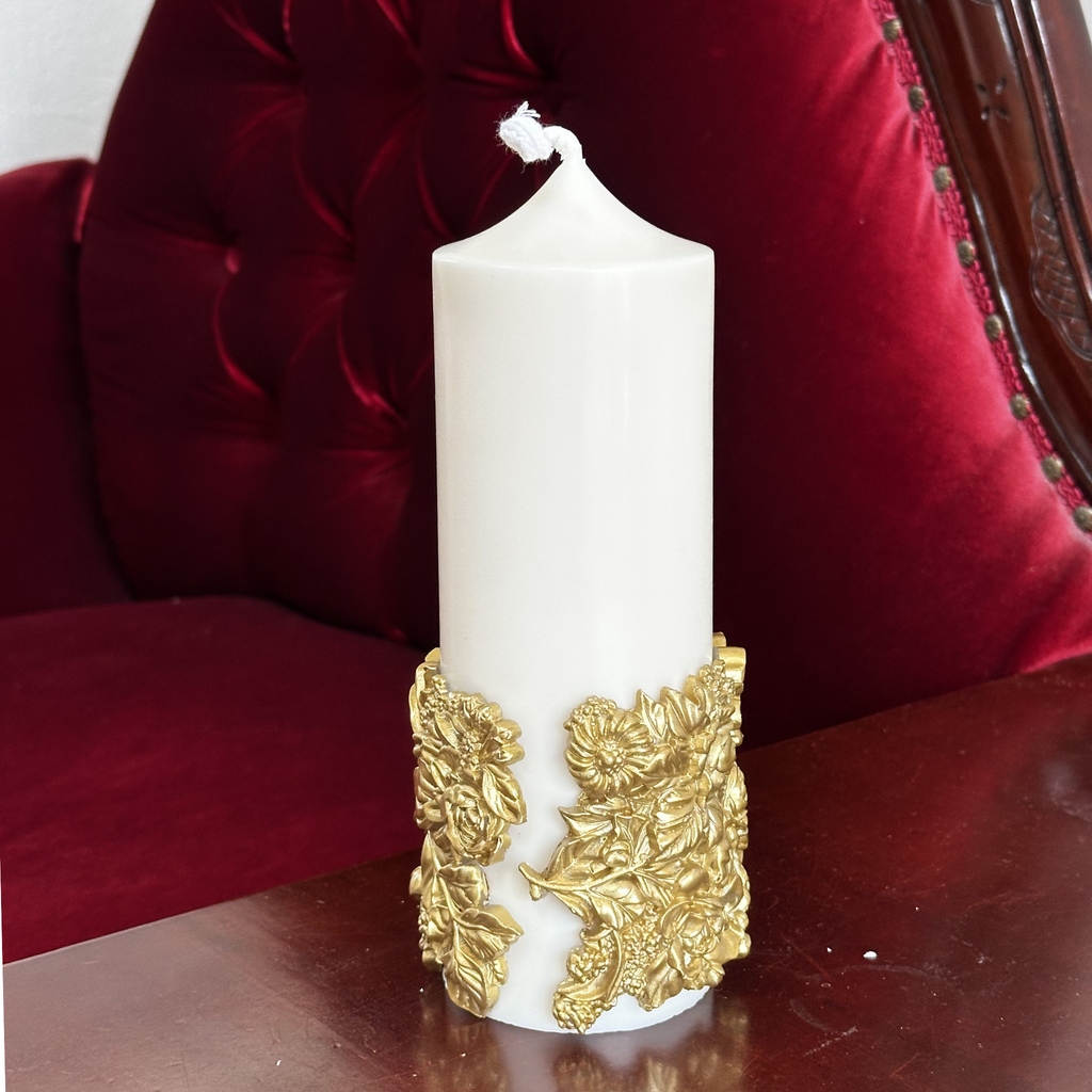 Świeca Pillar L Kwiaty Gold